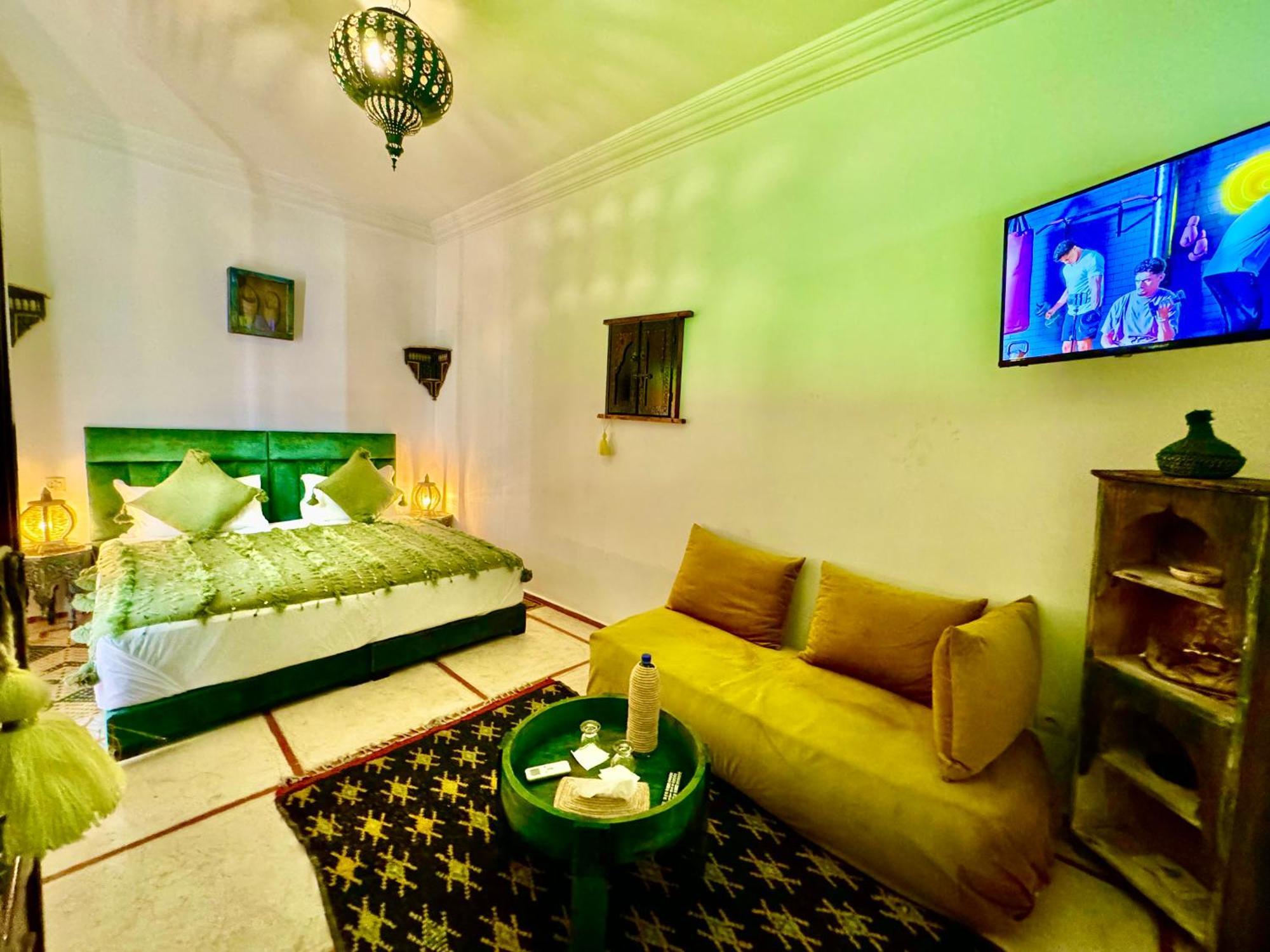 Riad Iklil Hotel มาร์ราเกช ภายนอก รูปภาพ
